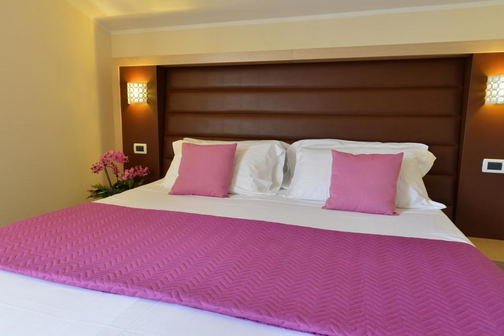 Hotel Rosignano Rosignano Solvay Zewnętrze zdjęcie