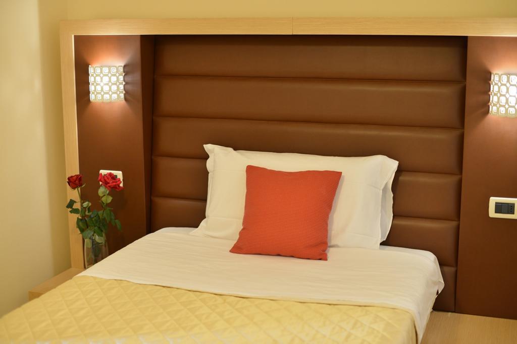 Hotel Rosignano Rosignano Solvay Pokój zdjęcie